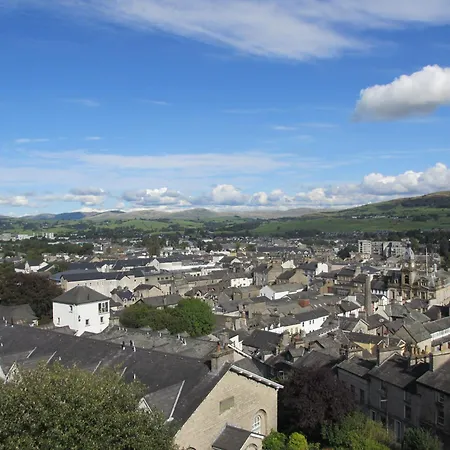 Bed & Breakfast Hillside 4*