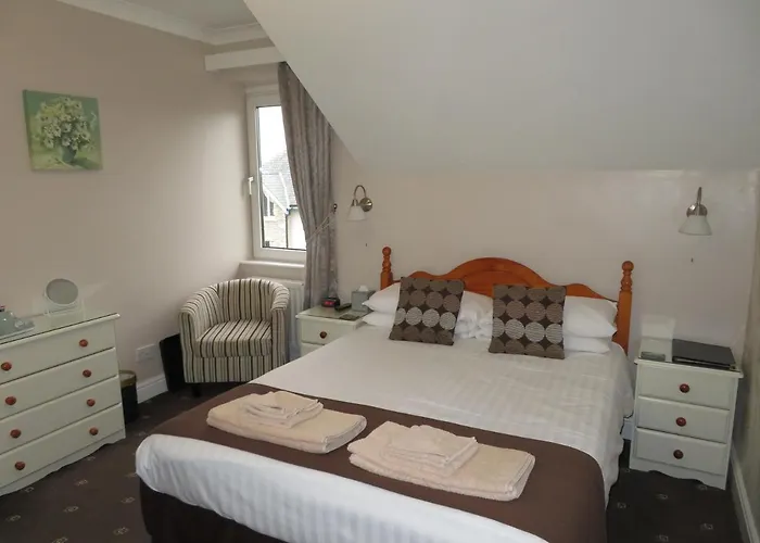 Hillside Bed and breakfast 4*
